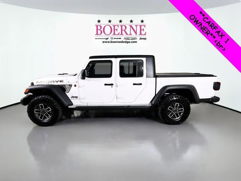 Used 2024 Jeep Gladiator Mojave w/ Convenience Group image 4