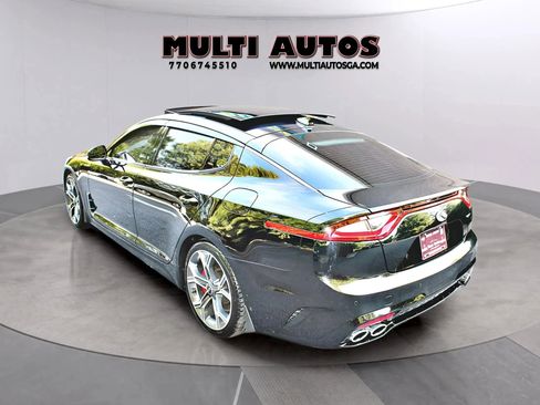 Used 2018 Kia Stinger GT2 image 4