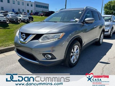 Used 2016 Nissan Rogue SV w/ SV Premium Package AWD/4WD image 1