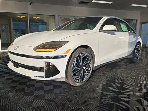 New 2025 Hyundai Ioniq 6 SEL image 8