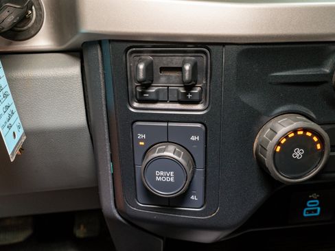 Used 2023 Ford F450 XL image 24