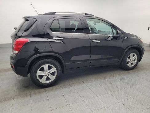 Used 2020 Chevrolet Trax LT w/ LT Convenience Package FWD image 10