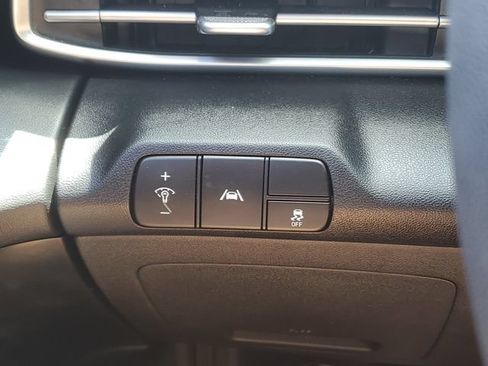 Used 2022 Hyundai Elantra SEL w/ Preferred Accessory Package FWD image 30