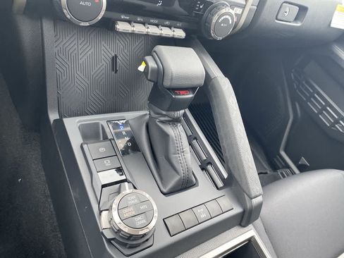 New 2026 Toyota Tacoma TRD Off-Road AWD/4WD image 19