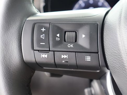 Used 2025 INFINITI QX60 Luxe w/ Black Edition image 20