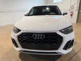Used 2022 Audi Q5 2.0T Premium w/ Convenience Package image 3