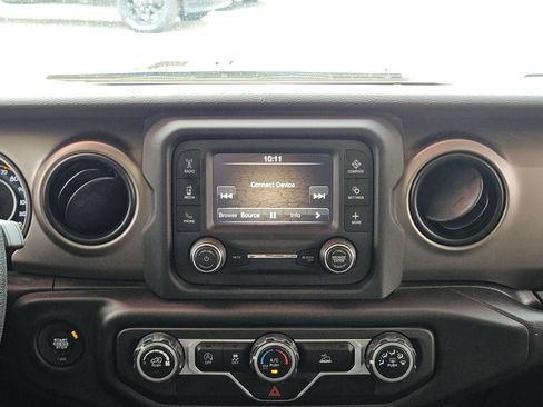 Used 2021 Jeep Wrangler Unlimited Sport AWD/4WD image 17