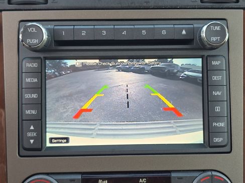 Used 2014 Lincoln Navigator Base image 25