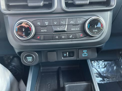 Used 2024 Ford Maverick Lariat w/ Black Appearance Package image 17