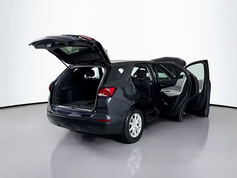 Used 2022 Chevrolet Equinox LS AWD/4WD image 21