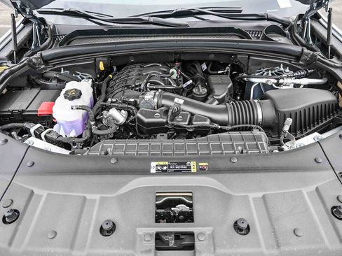 New 2025 Jeep Grand Cherokee L Laredo w/ Trailer Tow Package image 36