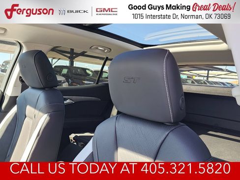 New 2026 Buick Envision Sport Touring AWD/4WD image 17