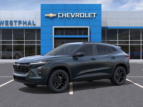 New 2026 Chevrolet Trax LT image 2