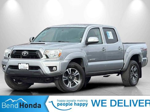 Used 2015 Toyota Tacoma 4x4 Double Cab w/ TRD Sport Package image 1