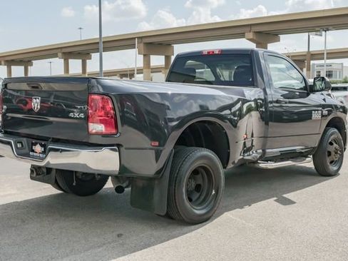 Used 2016 RAM 3500 Tradesman w/ Chrome Appearance Group image 13