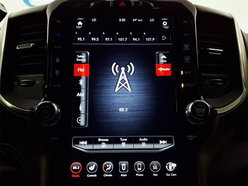 Used 2019 RAM 2500 Laramie image 24