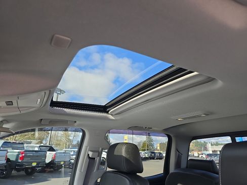 Used 2017 Chevrolet Silverado 1500 LTZ Z71 w/ LTZ Plus Package image 12