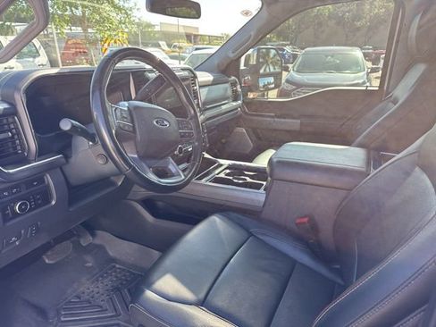 Used 2023 Ford F350 Lariat w/ Chrome Package image 6