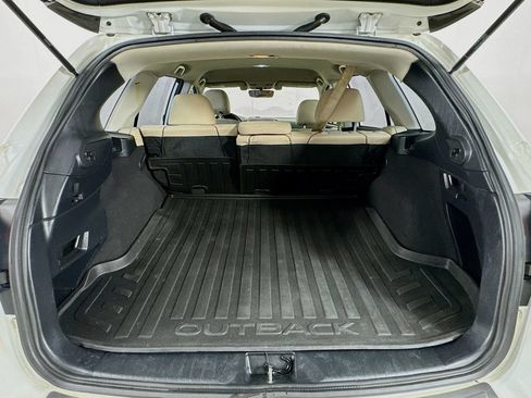 Used 2019 Subaru Outback 2.5i AWD/4WD image 30