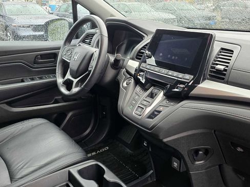 Used 2024 Honda Odyssey EX-L image 11