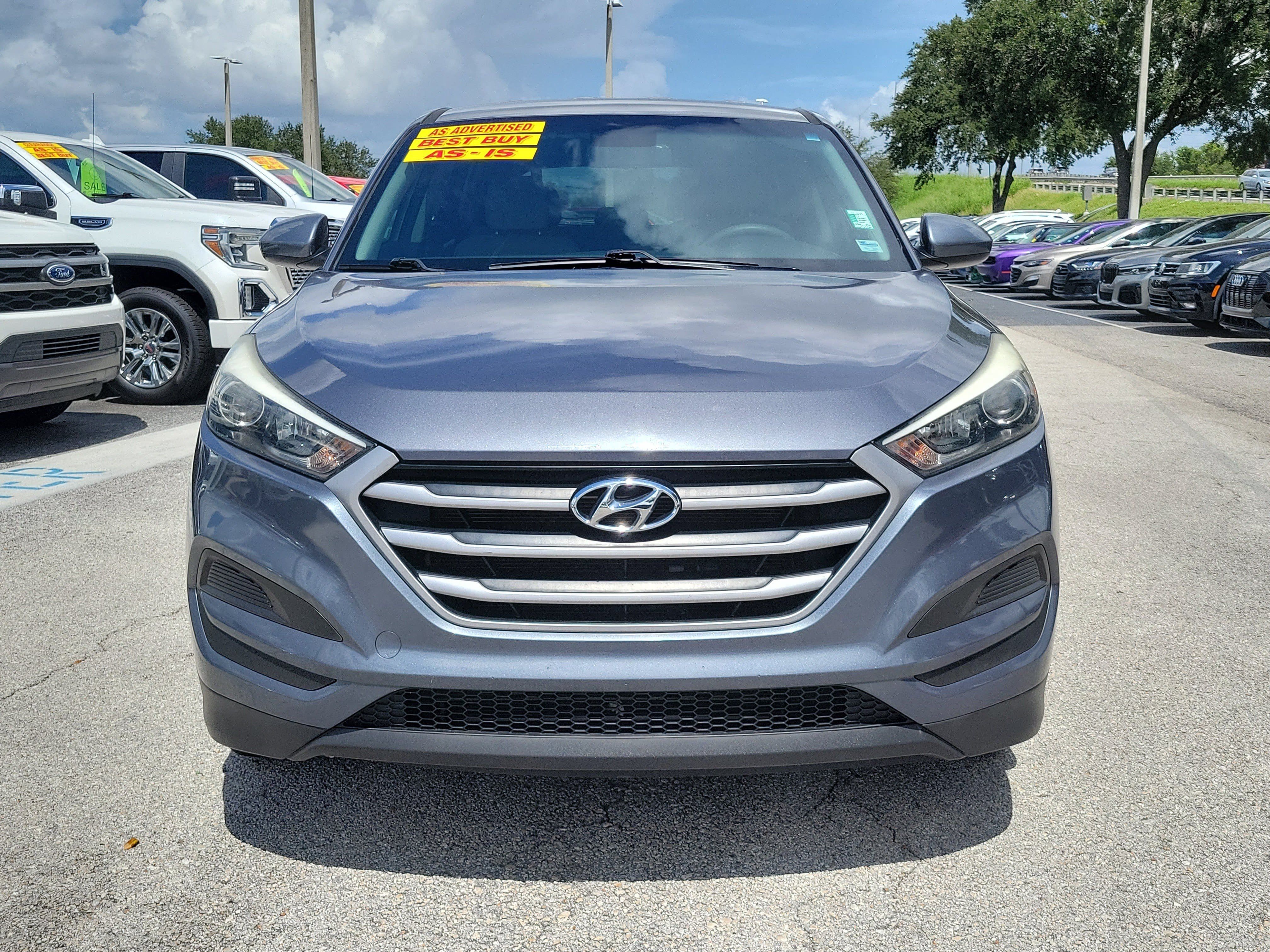 Used 2018 Hyundai Tucson SE w/ Cargo Package FWD image 2