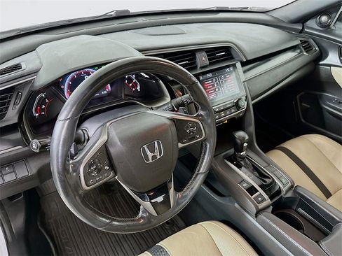 Used 2020 Honda Civic Sport Touring image 10