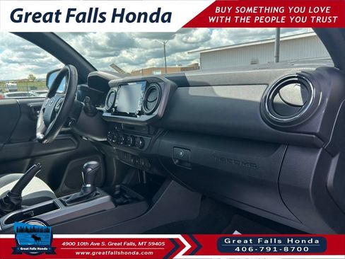 Used 2023 Toyota Tacoma TRD Sport w/ Black Out Package (TMS) AWD/4WD image 28