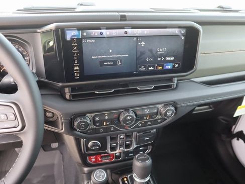 New 2026 Jeep Gladiator Mojave image 5