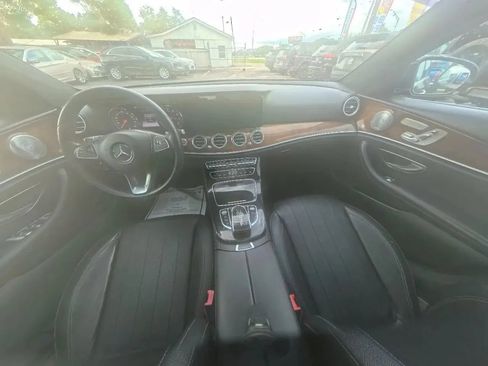 Used 2018 Mercedes-Benz E 300 4MATIC w/ Premium 1 Package image 28