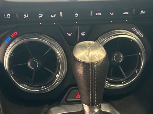 Used 2018 Chevrolet Camaro SS RWD image 15