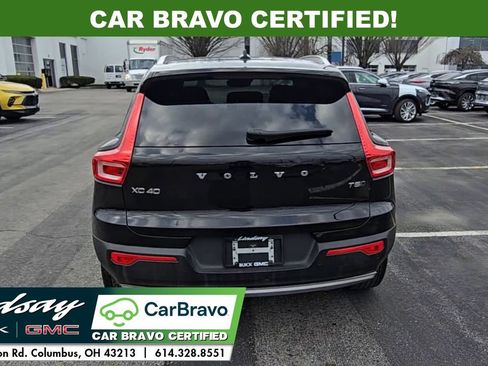 Used 2020 Volvo XC40 T5 Momentum w/ Premium Package AWD/4WD image 8