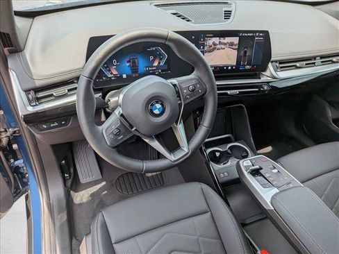 Used 2026 BMW X1 xDrive28i w/ Convenience Package AWD/4WD image 3