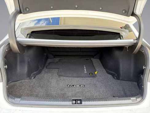 Used 2023 Lexus IS 350 F Sport RWD image 12