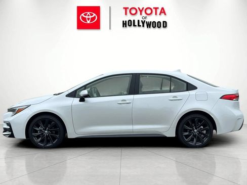 New 2026 Toyota Corolla SE FWD image 9