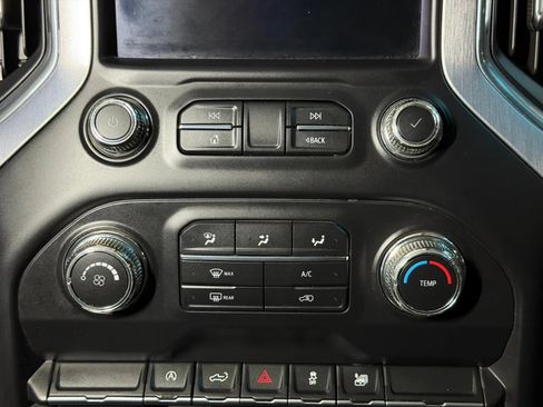Used 2020 GMC Sierra 1500 Elevation RWD image 29