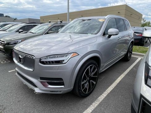 Used 2023 Volvo XC90 B6 Plus w/ Protection Package AWD/4WD image 2