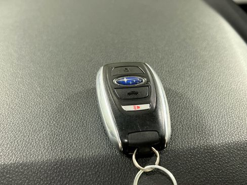 Used 2023 Subaru Crosstrek 2.5i Limited w/ Moonroof Package image 29