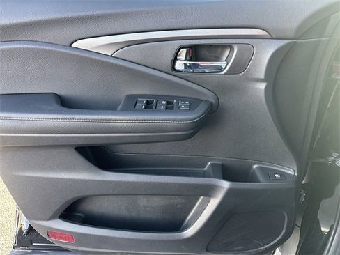 Used 2024 Honda Ridgeline Sport image 40