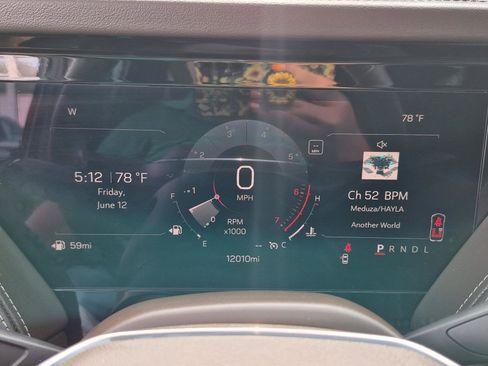 Used 2025 GMC Yukon XL Elevation RWD image 33