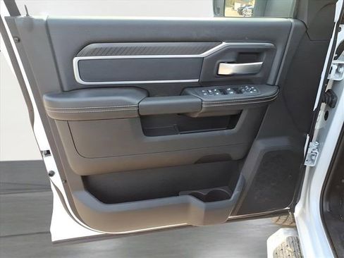 New 2025 RAM 2500 Big Horn image 12