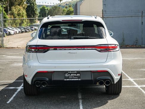 Used 2024 Porsche Macan image 5