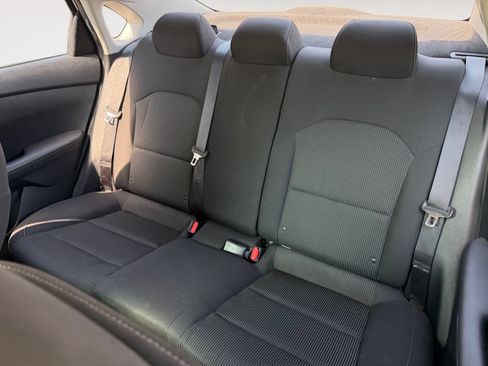 Used 2019 Kia Forte LXS FWD image 13
