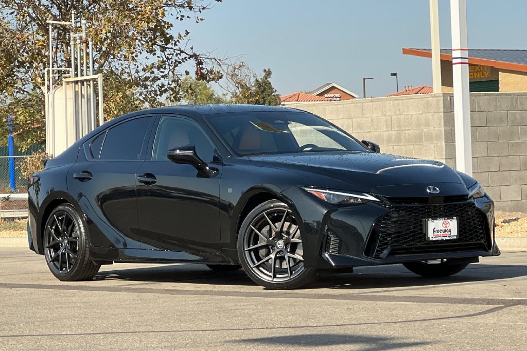 Used 2026 Lexus IS 350 F Sport w/ Accessory Package Z1 RWD image 2
