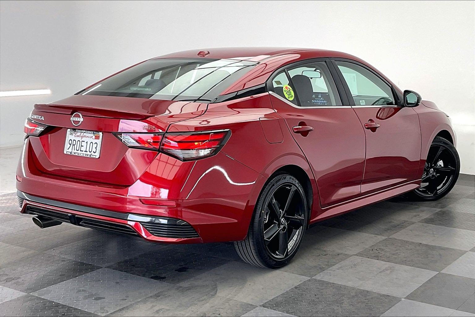 Used 2024 Nissan Sentra SR FWD image 13
