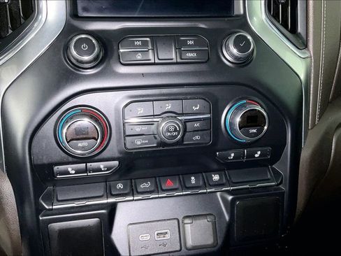 Used 2019 Chevrolet Silverado 1500 LT w/ All-Star Edition RWD image 30