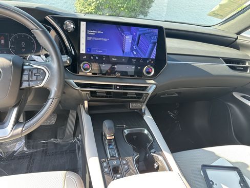 Certified 2024 Lexus RX 350 Premium w/ Accessory Package AWD/4WD image 30