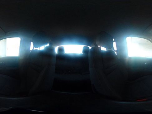 Used 2024 Nissan Frontier SV image 42