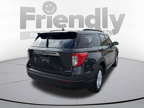 Used 2023 Ford Explorer XLT AWD/4WD image 7