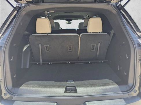 Used 2022 Chevrolet Traverse LS FWD image 6