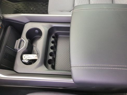 New 2026 RAM 1500 Big Horn AWD/4WD image 15